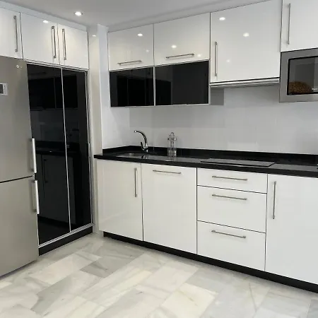 Sunlight 2 Bedrooms * Μαρμπέλλα