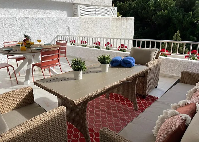 Sunlight 2 Bedrooms Apartament Marbella