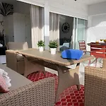 Sunlight 2 Bedrooms Appartamento